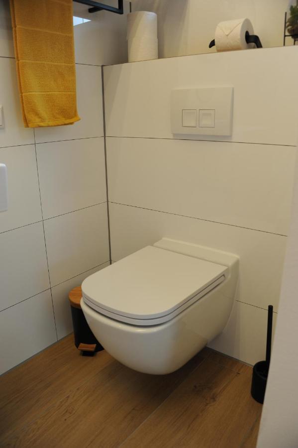 Studio-Apartment Kontaktloser Check-In Мекенбойрен Екстериор снимка