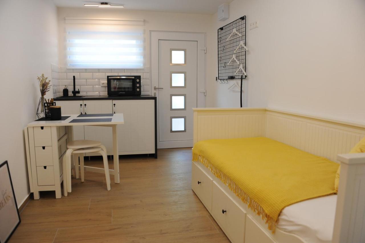 Studio-Apartment Kontaktloser Check-In Мекенбойрен Екстериор снимка