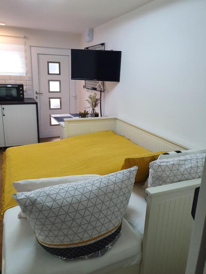 Studio-Apartment Kontaktloser Check-In Мекенбойрен Екстериор снимка